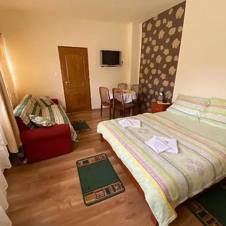 Aparthotel Karol